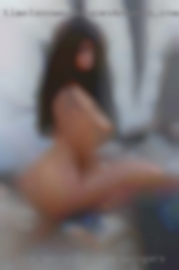 I love being the center of lesbian swingers attention!